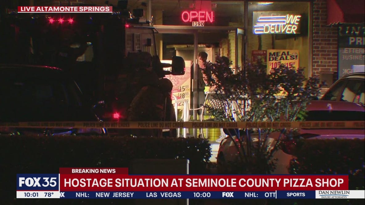 Man barricaded inside Altamonte Springs restaurant takes employee hostage, police say